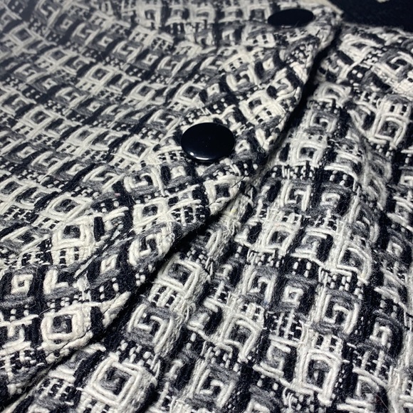 Boss Babe, WALTER BAKER, knit, button skirt!! - Picture 6 of 13